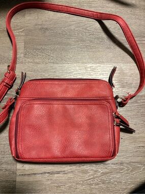 Classic Red Leatherette Crossbody Bag with Front Zip Pocket